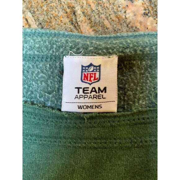 NFL Green Bay Packers Football Women's Graphic Sweatshirt Medium/Large - Picture 6 of 6